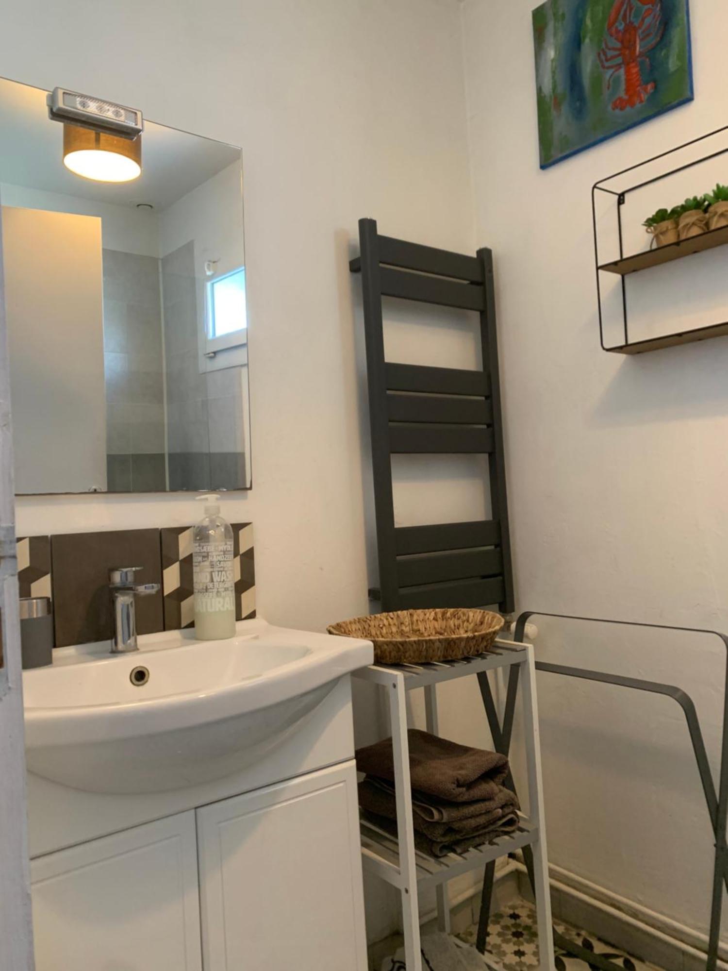 Gite Les Petits Poissons Verts Et Massages La Jarrie Bagian luar foto